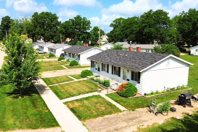 Plus de détails pour 1030 Te Ann Ct, Lake Odessa, MI - Multi-résidentiel à vendre