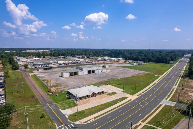 Plus de détails pour 851 W Harrison Rd, Longview, TX - Industriel à vendre