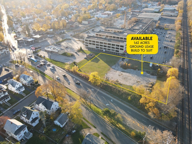 305 W Commerical St, East Rochester, NY for lease - Building Photo - Image 3 of 13