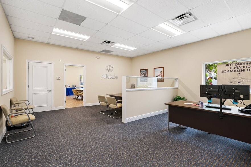 11 W State Road 84, Fort Lauderdale, FL for lease - Building Photo - Image 3 of 20