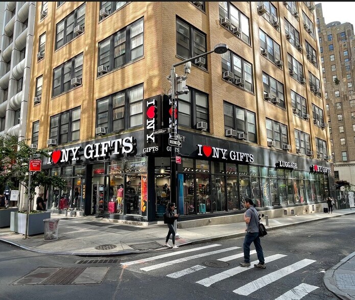 110 Greenwich St, New York, NY à louer - Photo du bâtiment - Image 2 de 4