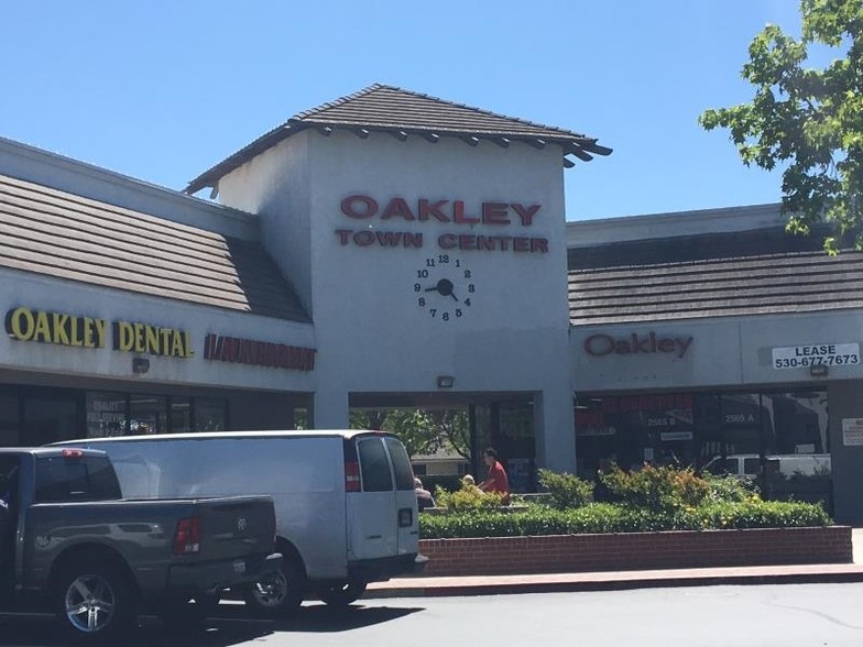 2555 Main St, Oakley, CA for lease - Building Photo - Image 1 of 1