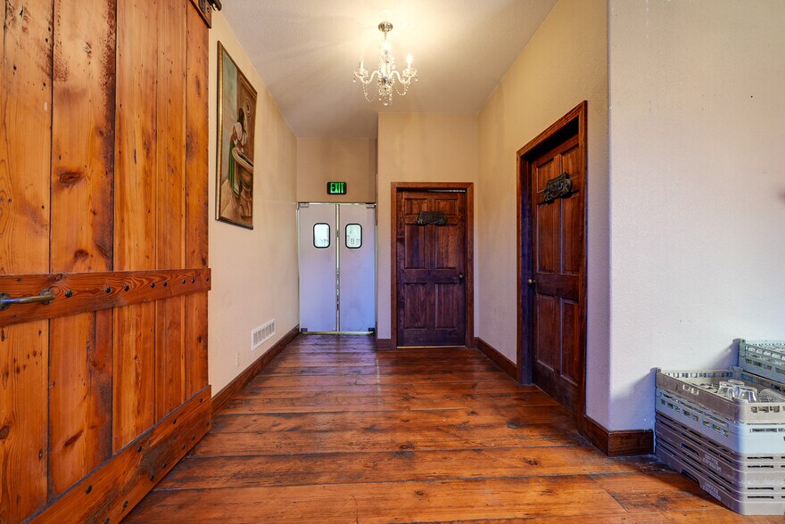 312 S Hudson St, Buckner, MO for lease - Interior Photo - Image 3 of 14