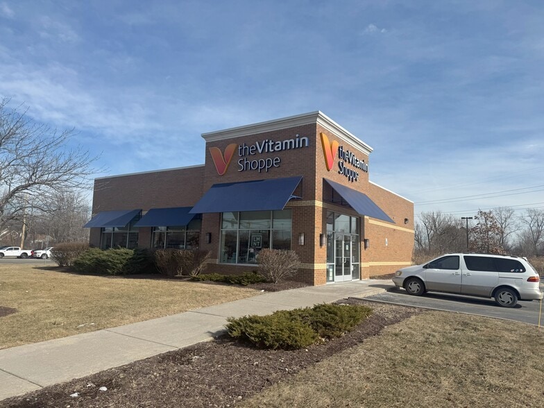 21901 Eureka Rd, Taylor, MI for sale - Building Photo - Image 2 of 6