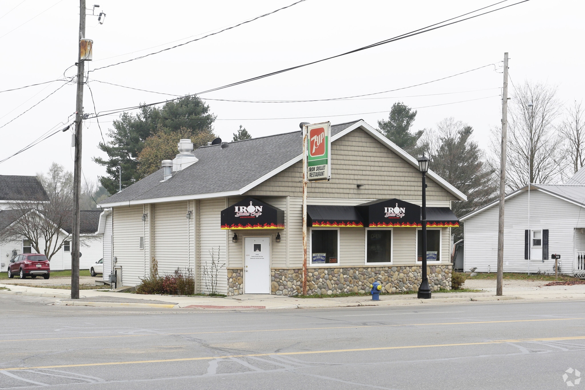 201 W 7th St, Evart, MI for sale Building Photo- Image 1 of 17