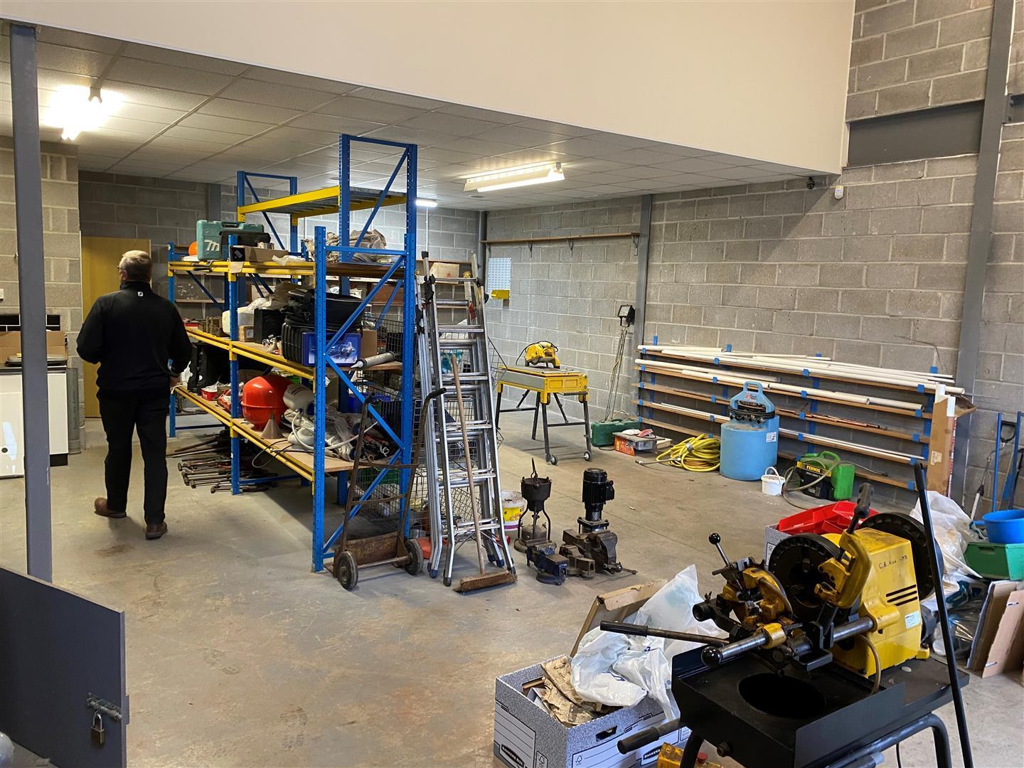 Wendal Rd, Blandford Forum for lease Interior Photo- Image 1 of 4