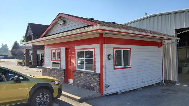 More details for 16822 Pacific Ave S, Spanaway, WA - Retail for Lease