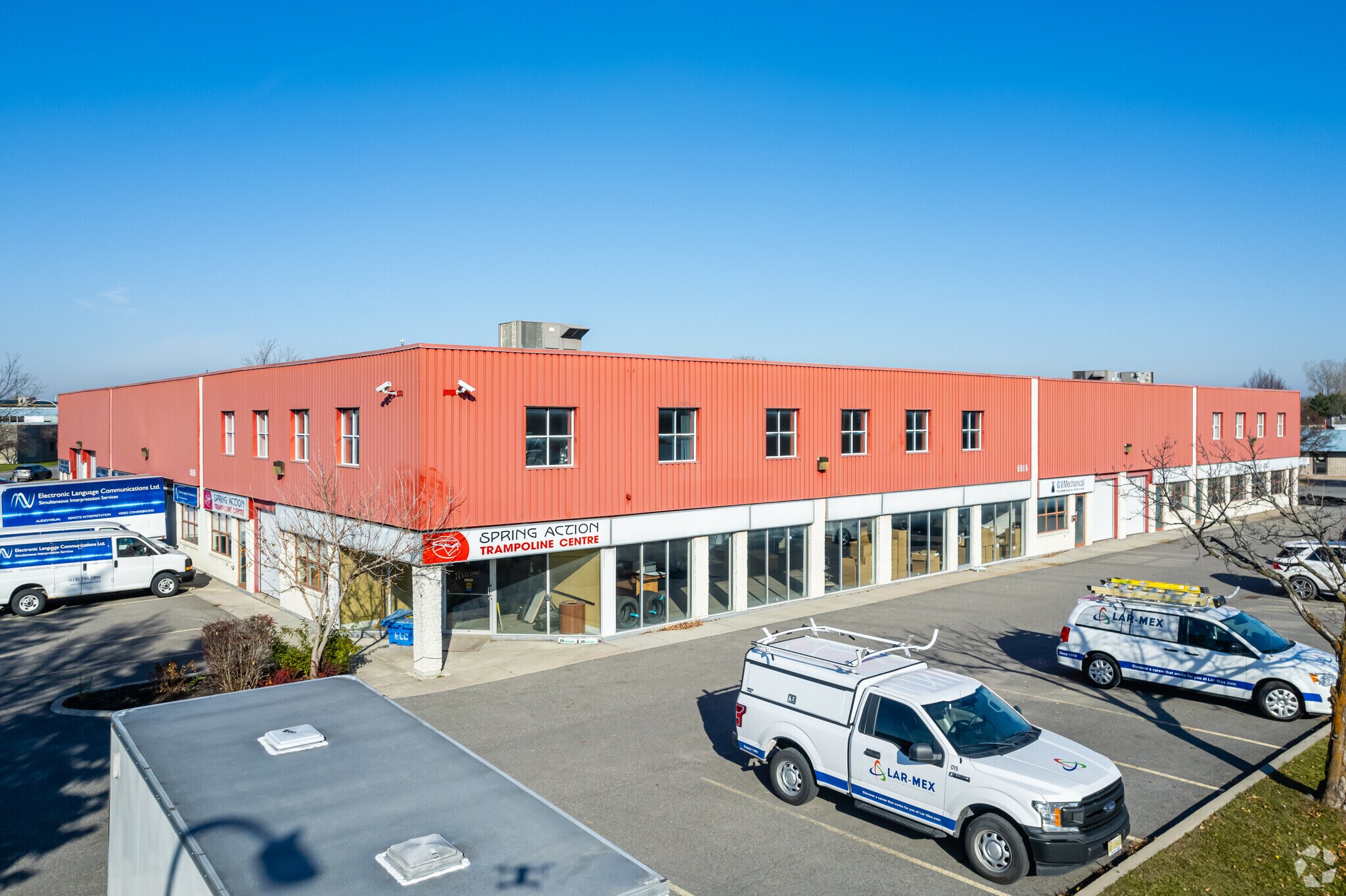 5515 Canotek Rd, Ottawa, ON à vendre Photo principale- Image 1 de 1