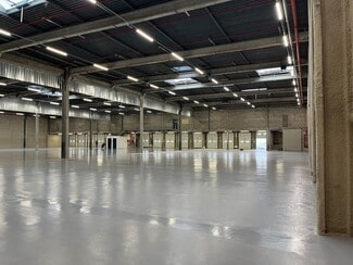 More details for 4 Rue De La Ferme Saint Ladre, Fosses - Industrial for Lease