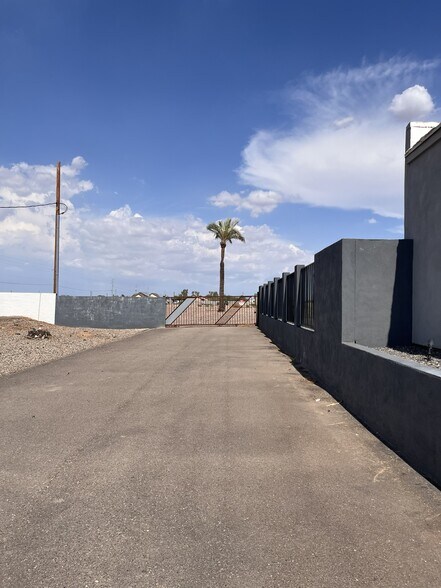 2150 N Pinal Ave / 265 & 307 W Bisnaga St, Casa Grande, AZ à louer - Photo du bâtiment - Image 2 de 11