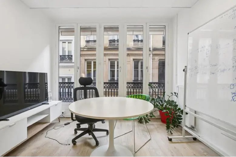 4 Rue Du Faubourg Montmartre, Paris for lease - Interior Photo - Image 3 of 13