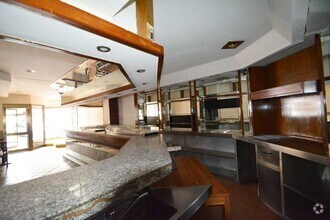 Retail in Las Rozas de Madrid, Madrid for lease Interior Photo- Image 1 of 9