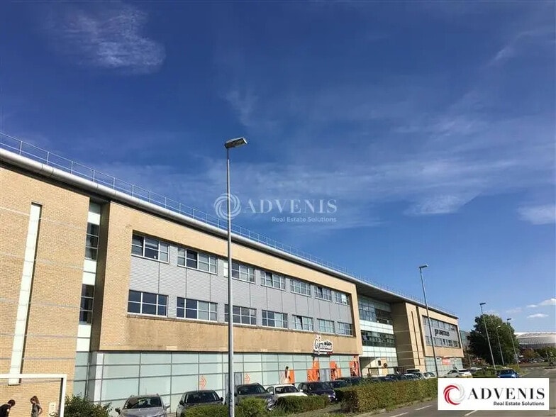 Office in VILLENEUVE-D'ASCQ for lease - Building Photo - Image 1 of 5