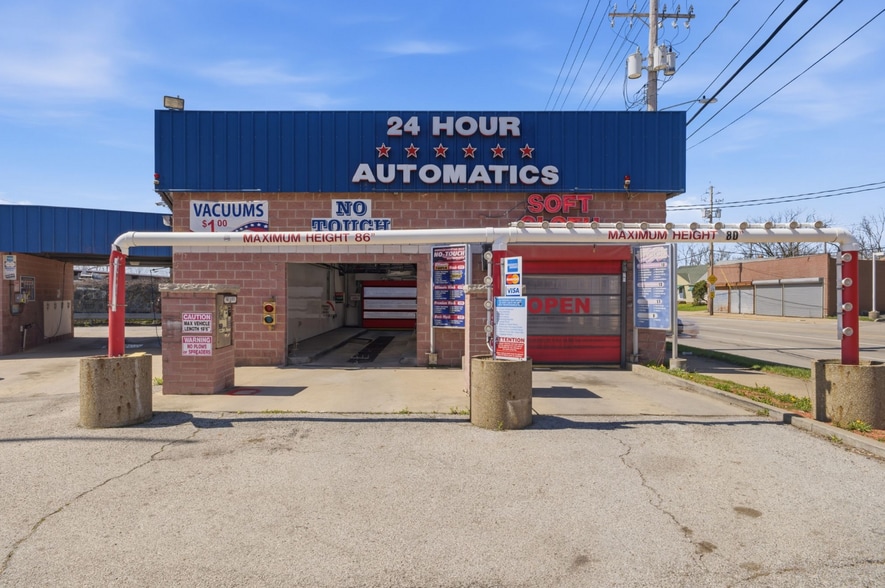 16436 Miles Rd, Cleveland, OH à vendre - Photo principale - Image 1 de 19