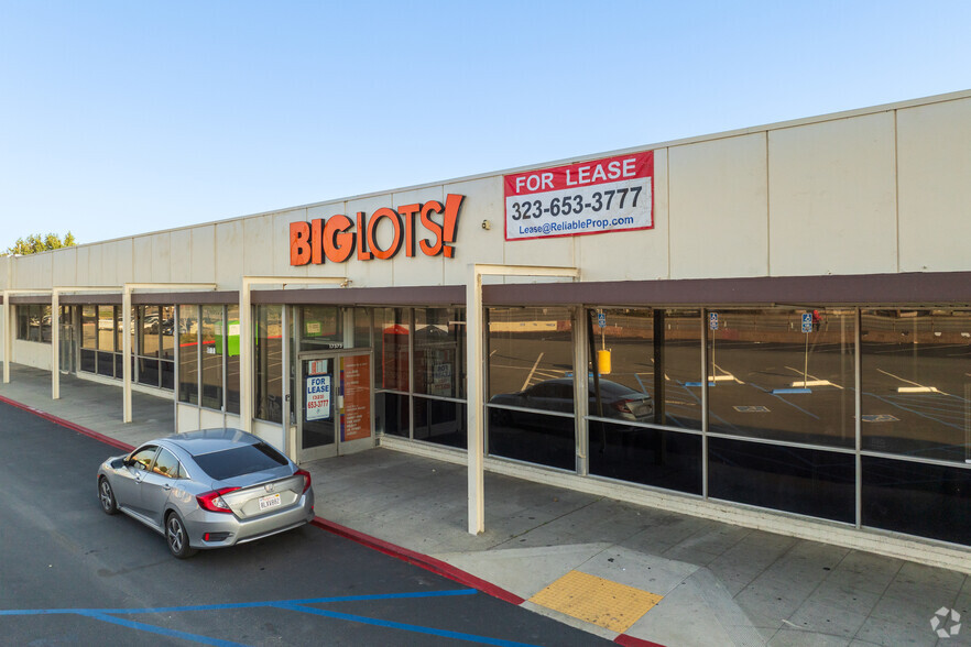 17575 Foothill Blvd, Fontana, CA for lease - Building Photo - Image 2 of 5