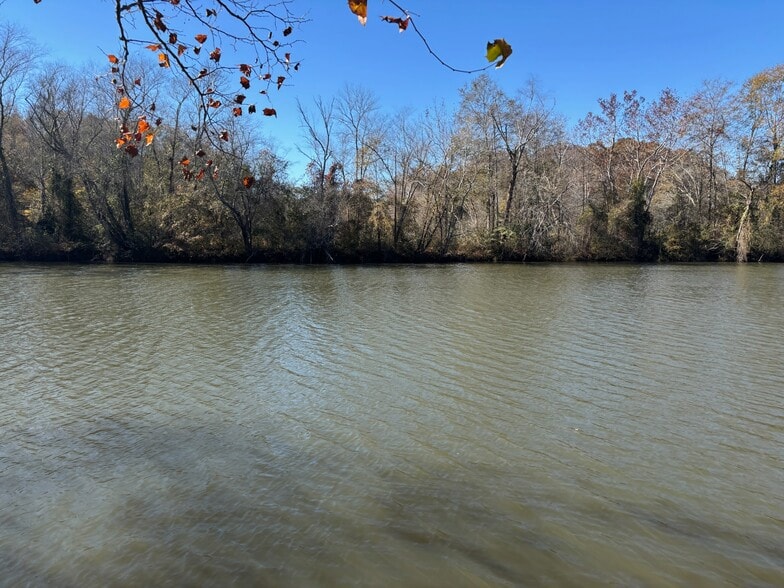 169 Stone Dr, Belton, SC for sale - Building Photo - Image 3 of 17