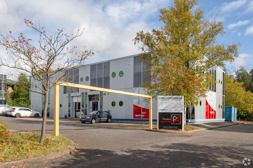 Stafford Park 1, Telford à louer - Photo du bâtiment - Image 2 de 2