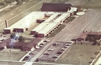 Plus de détails pour 2901 Manning St, Trenton, MI - Spécialité à vendre