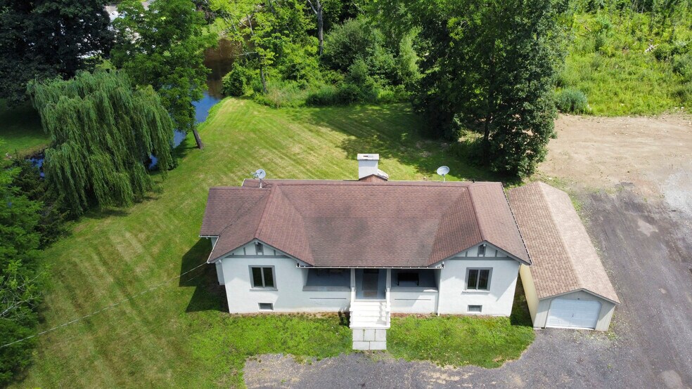 490 Rt 46 Rd, Belvidere, NJ à vendre - Photo du bâtiment - Image 2 de 21