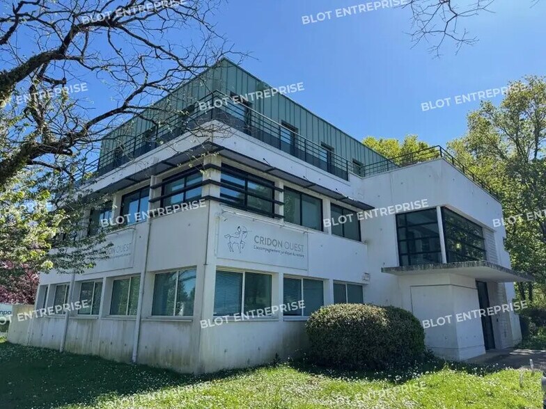 35 Boulevard Albert Einstein, Nantes à vendre - Photo du bâtiment - Image 1 de 13