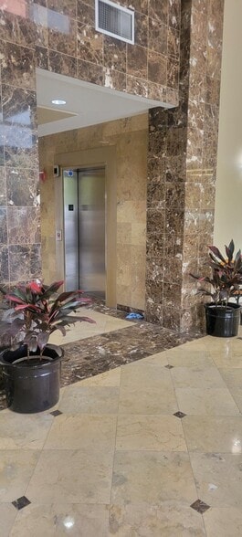 29798 Haun Rd, Menifee, CA for lease - Interior Photo - Image 3 of 10