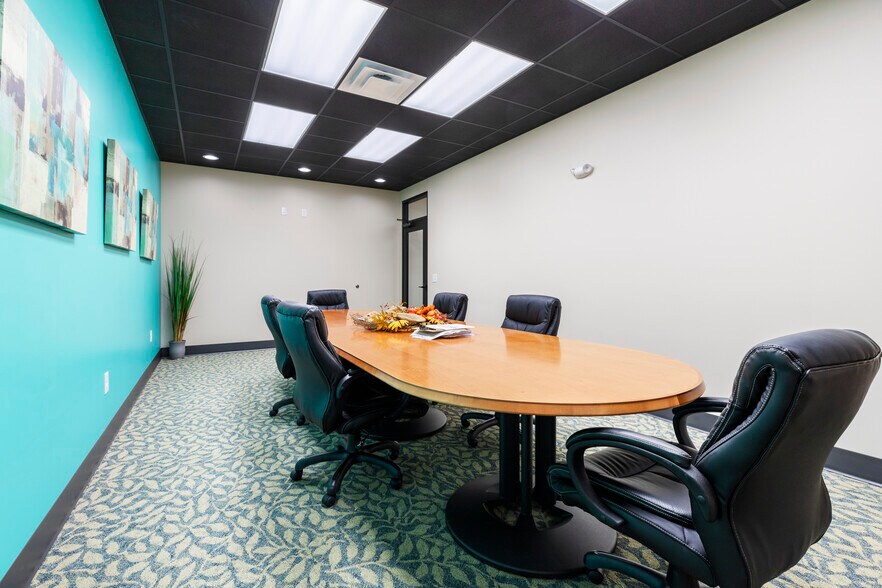 125 Scattergood Dr NW, Christiansburg, VA for sale - Building Photo - Image 3 of 12