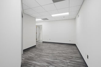 7000 Newington Rd, Lorton, VA à louer Photo intérieure- Image 2 de 19