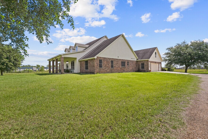 5434 Katy Hockley Rd, Katy, TX à vendre - Photo du bâtiment - Image 2 de 10