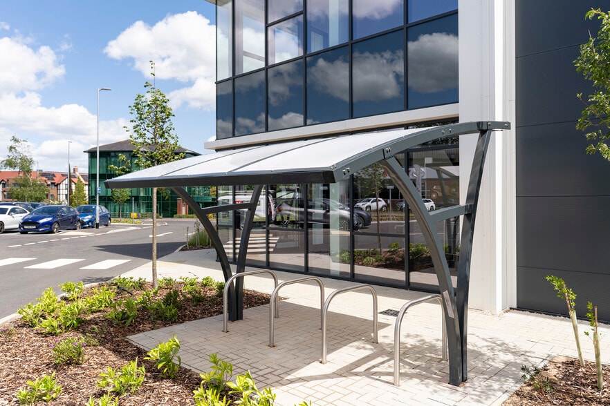 John Nike Way, Bracknell for lease - Building Photo - Image 2 of 13