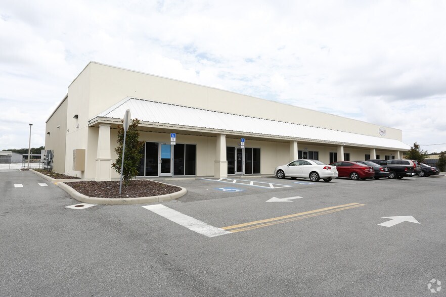 12911-12921 N Nebraska Ave, Tampa, FL à louer - Photo du bâtiment - Image 2 de 16