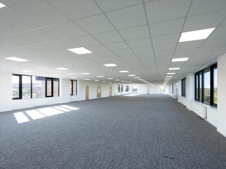 Greenside St, Newhouse à louer - Photo du bâtiment - Image 2 de 3