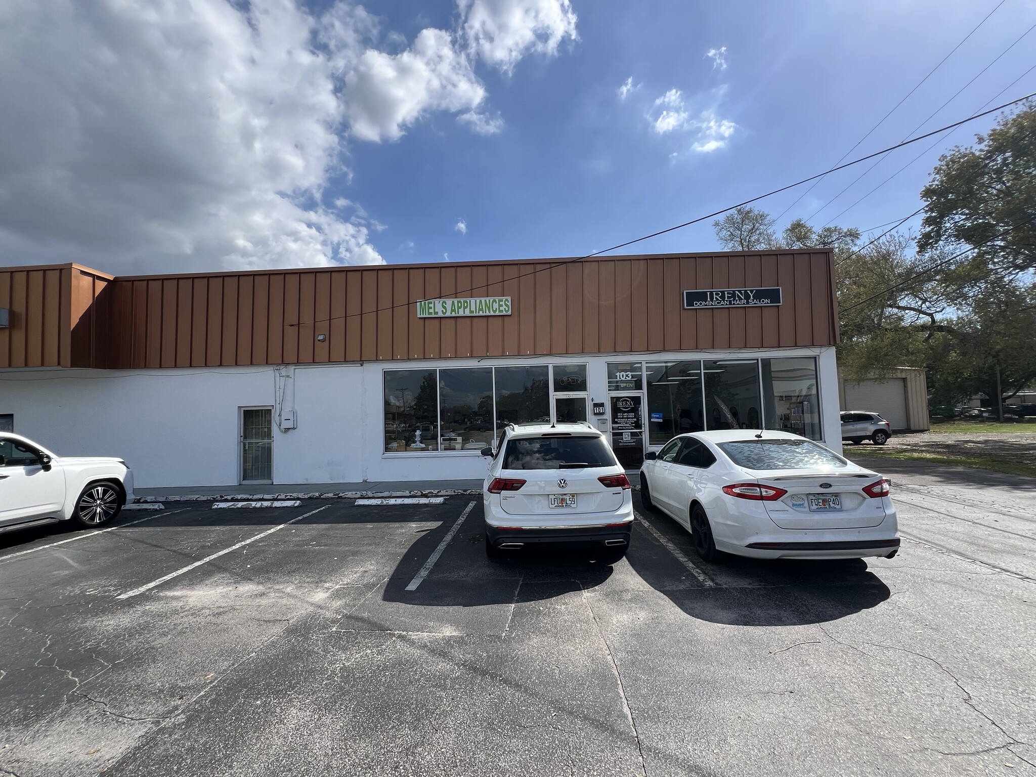 101 W Morgan St, Brandon, FL for lease Building Photo- Image 1 of 5