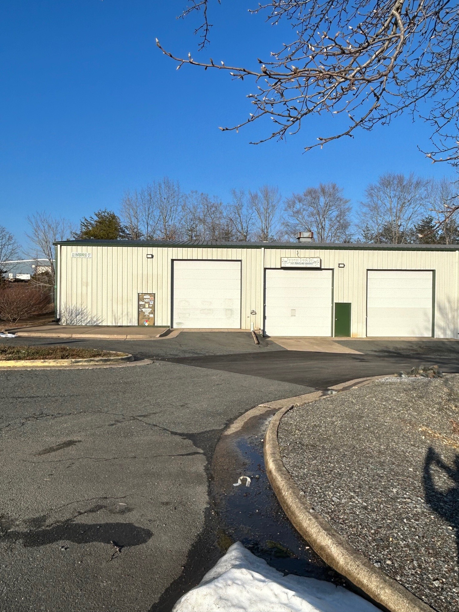 22 Enterprise Ct, Fredericksburg, VA for lease Primary Photo- Image 1 of 13