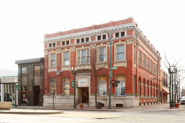 Plus de détails pour 127-133 W Michigan Ave, Ypsilanti, MI - Bureau à louer