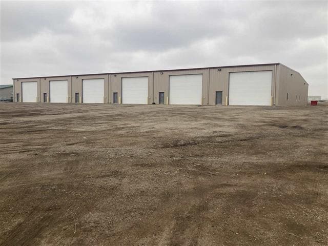 309 40th Ave NW, Minot, ND for lease - Building Photo - Image 2 of 10