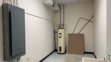 1602-1670 W Airport Blvd, Sanford, FL for lease Interior Photo- Image 1 of 8