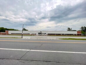 49 Geyser Rd, Saratoga Springs, NY for lease Building Photo- Image 1 of 9