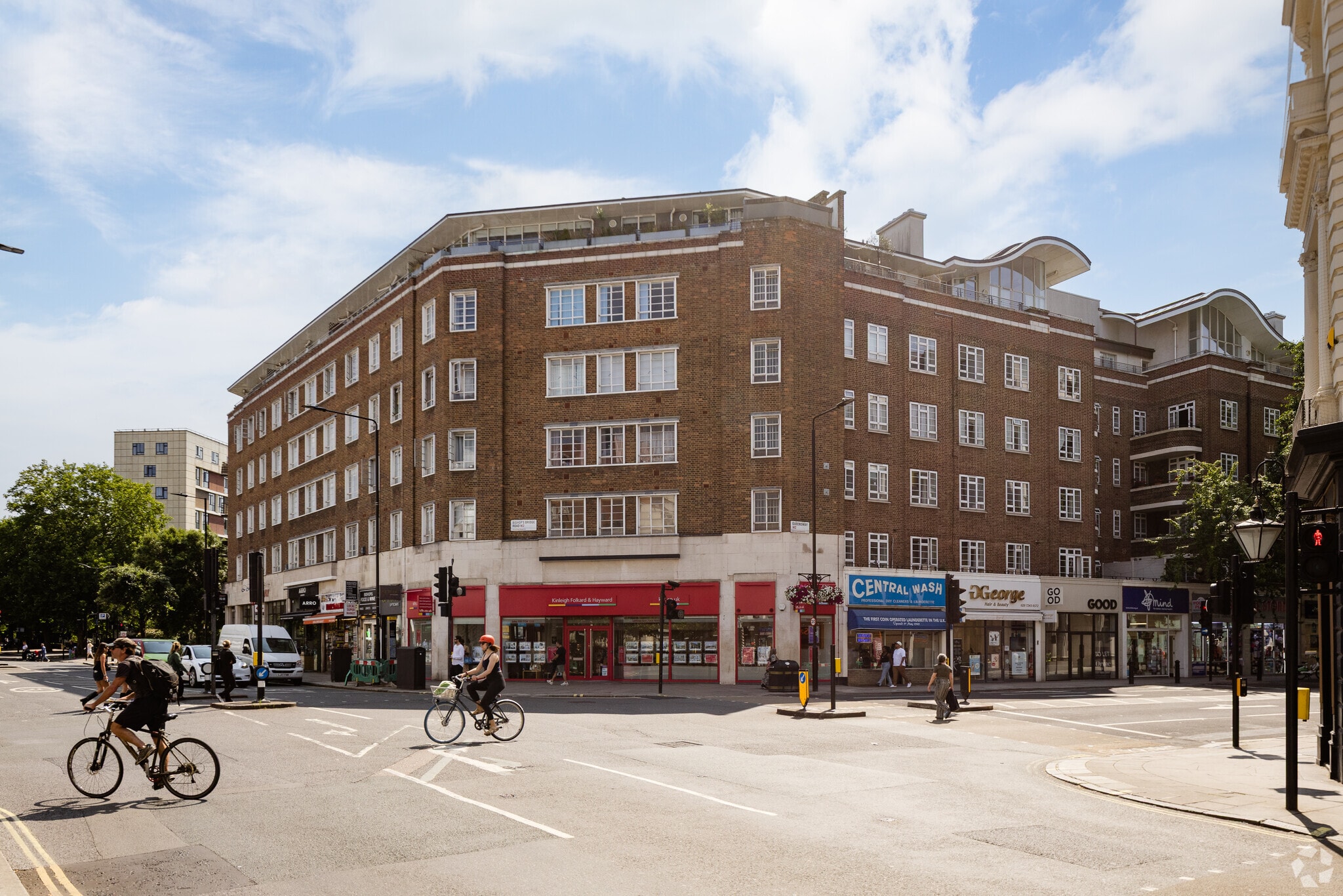 158-186 Queensway, London for lease Primary Photo- Image 1 of 9