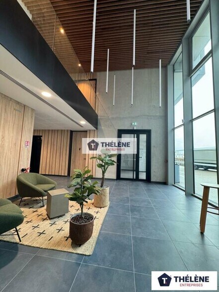 Office in Montpellier for lease - Lobby - Image 2 of 8
