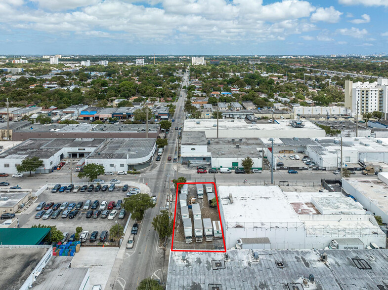 1390 NW 22nd St, Miami, FL à vendre - A rien - Image 2 de 4