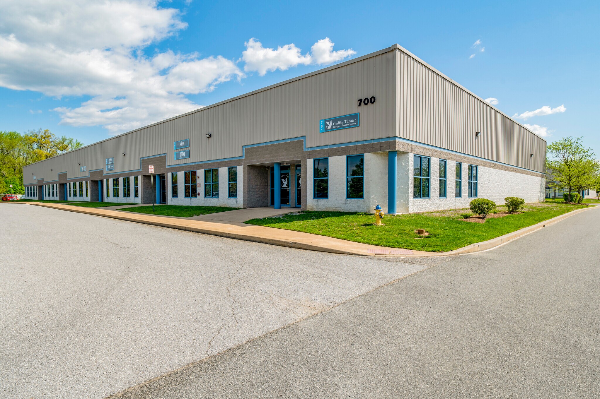 700 Carson Dr, Bear, DE à louer Photo du bâtiment- Image 1 de 16