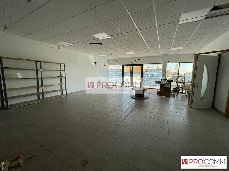 Commerce de détail dans Gellainville à vendre - Photo intérieure - Image 2 de 3
