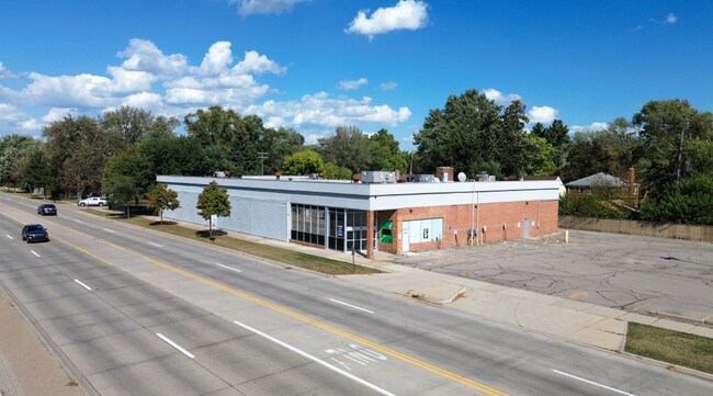 More details for 26020 Coolidge Hwy, Huntington Woods, MI - Retail for Lease