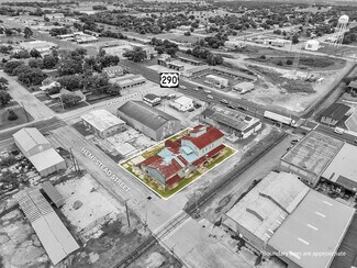 More details for 136 S Caldwell St, Giddings, TX - Industrial for Sale