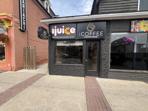 239 Queen St S, Mississauga, ON for lease Building Photo- Image 2 of 10