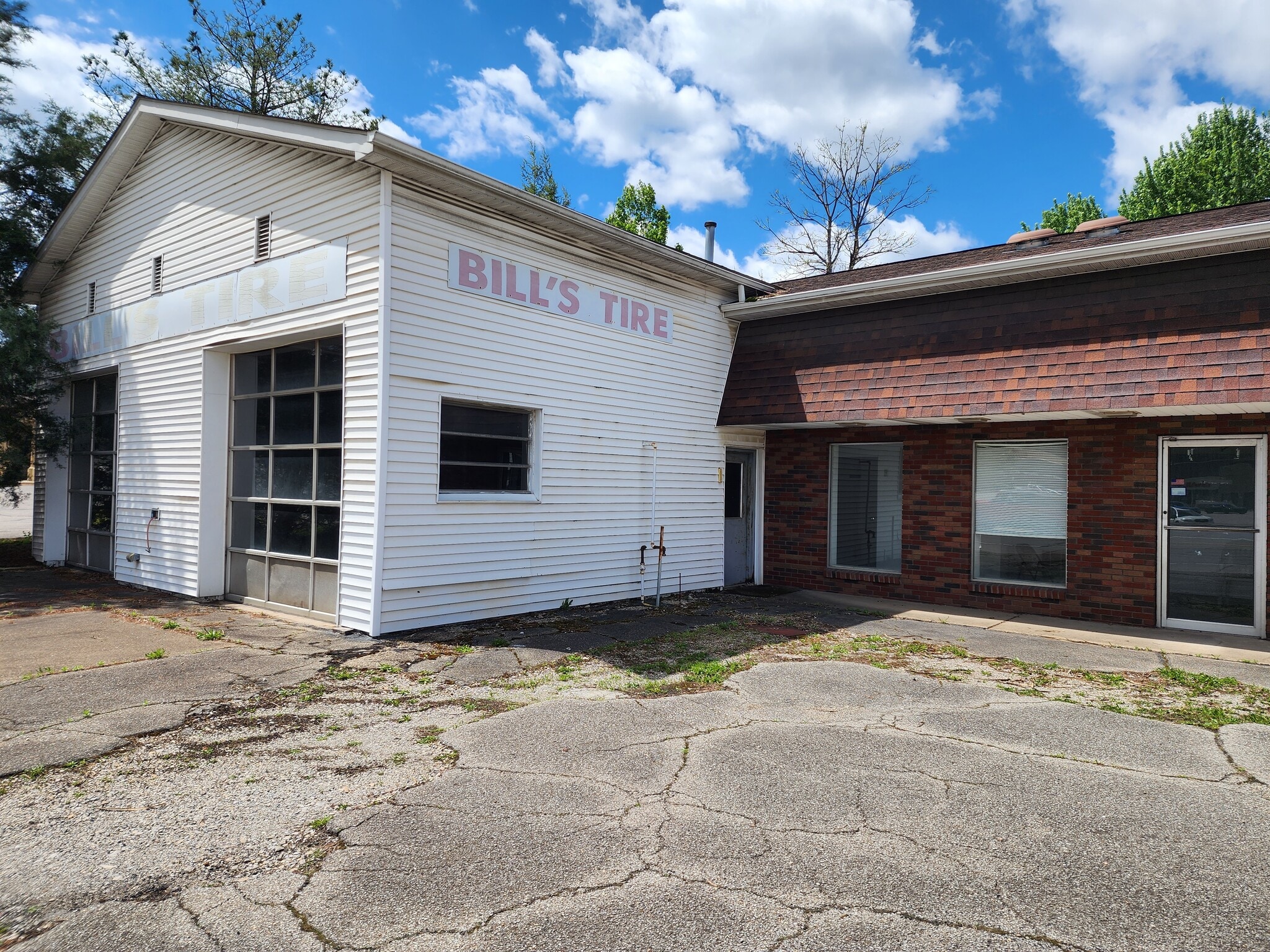 1301 Lafayette Ave, Moundsville, WV à vendre Photo du bâtiment- Image 1 de 13