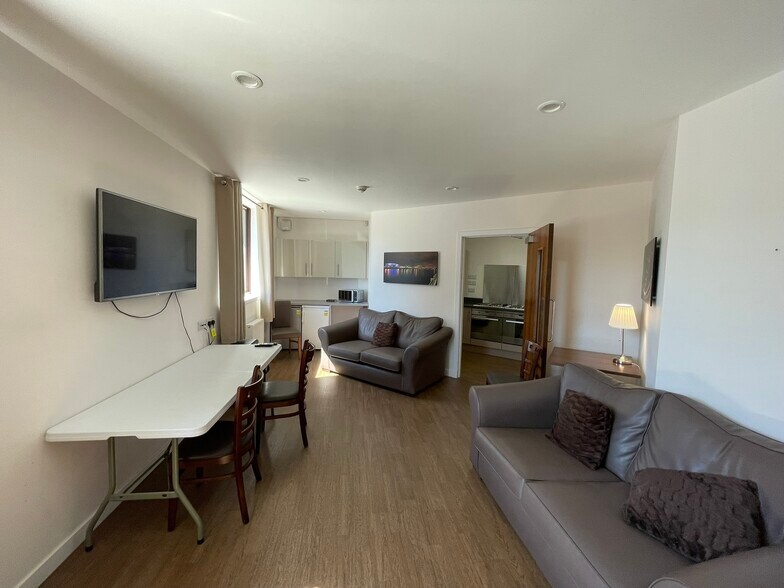 80 Western Rd, Aberdeen à vendre - Photo du bâtiment - Image 3 de 8