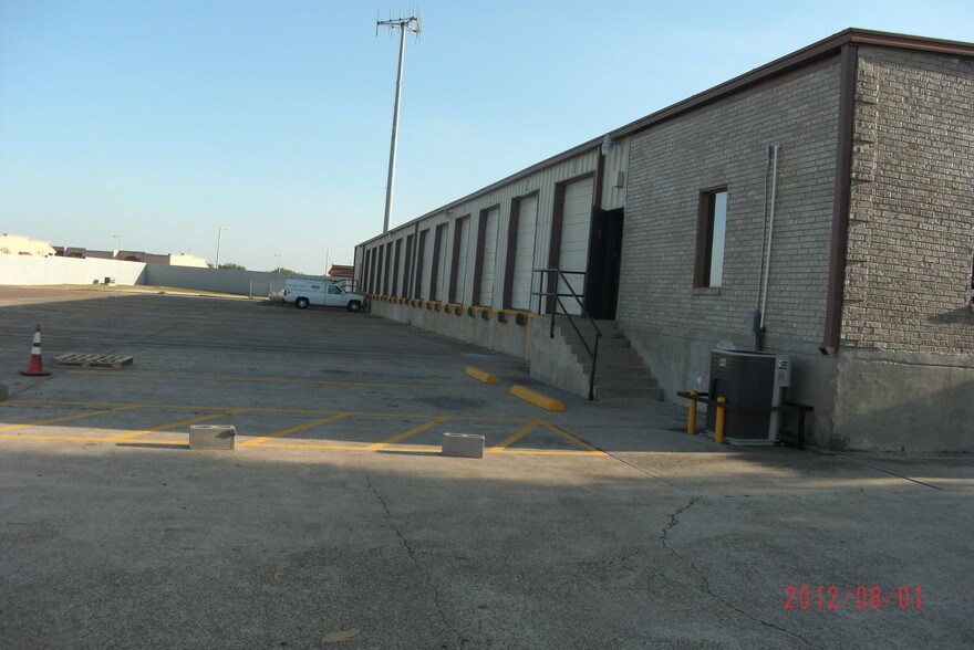 2700 W Canton Rd, Edinburg, TX à louer - Photo du bâtiment - Image 2 de 37