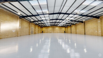 3-4 Fairfield Trade Park, Kingston Upon Thames à louer Numérisation 3D de Matterport- Image 1 de 9