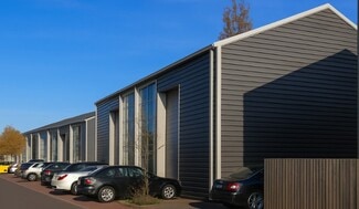 Plus de détails pour 7 Propeller Way, Londres - Industriel à louer